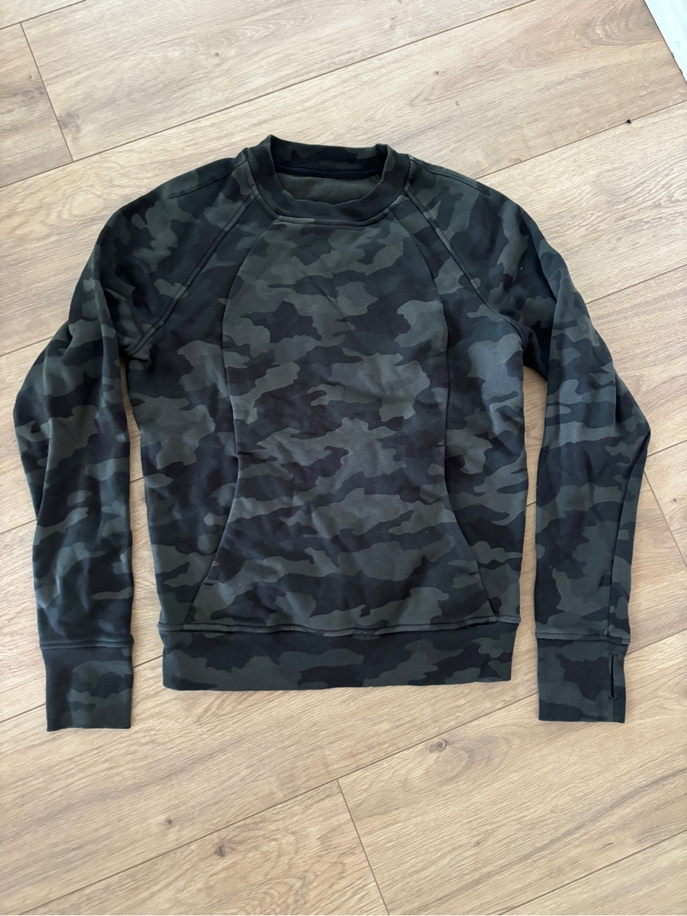 Ladies Lululemon Scuba Camouflage Crewneck Sweatshirt